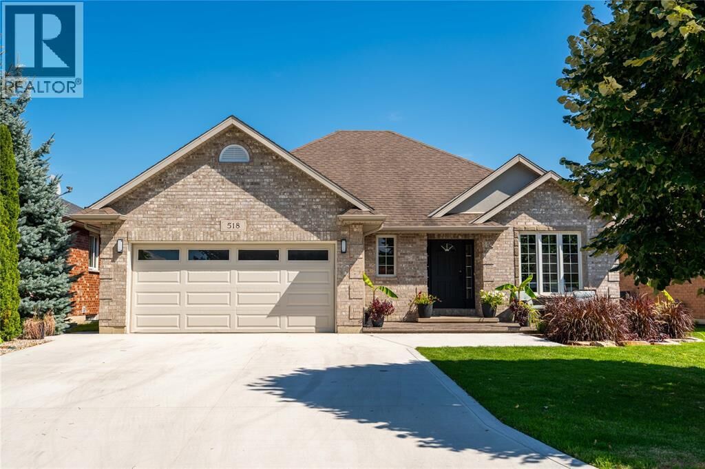 Property Photo:  518 Wheatley Drive  ON N7S 0A5 