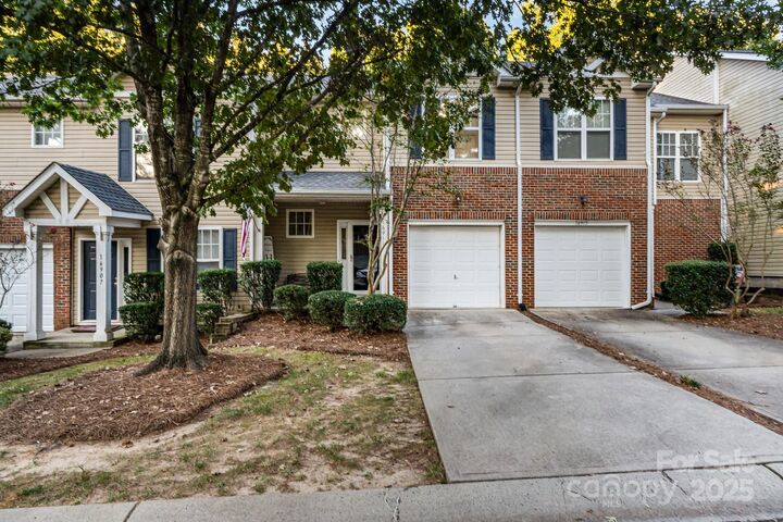 16911 Commons Creek Drive  Charlotte NC 28277 photo