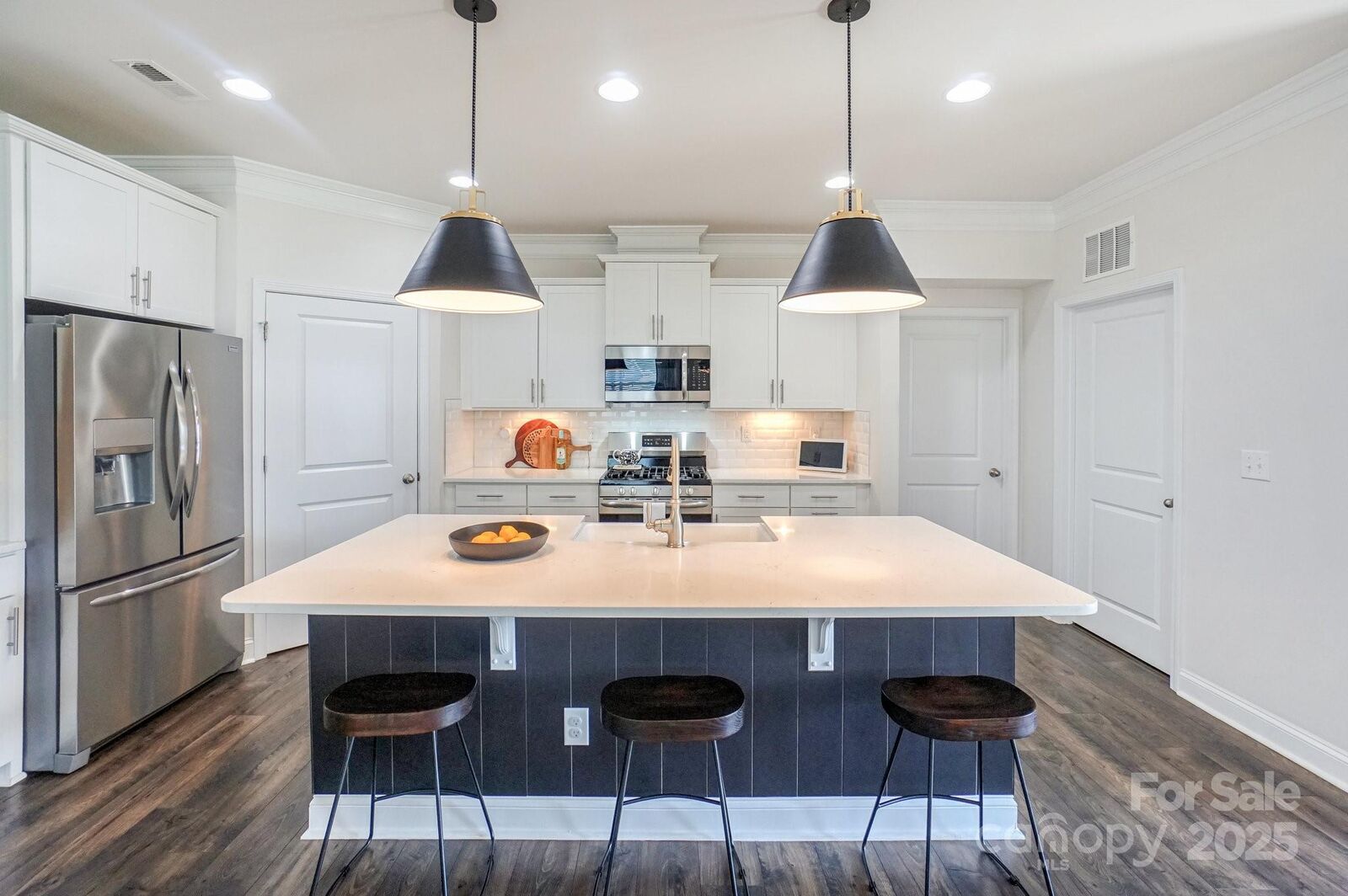 Property Photo:  194 Hanks Bluff Drive  NC 28117 