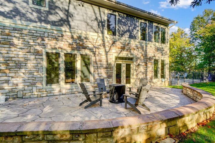 Property Photo:  5096 Riverview Dr  OH 45065