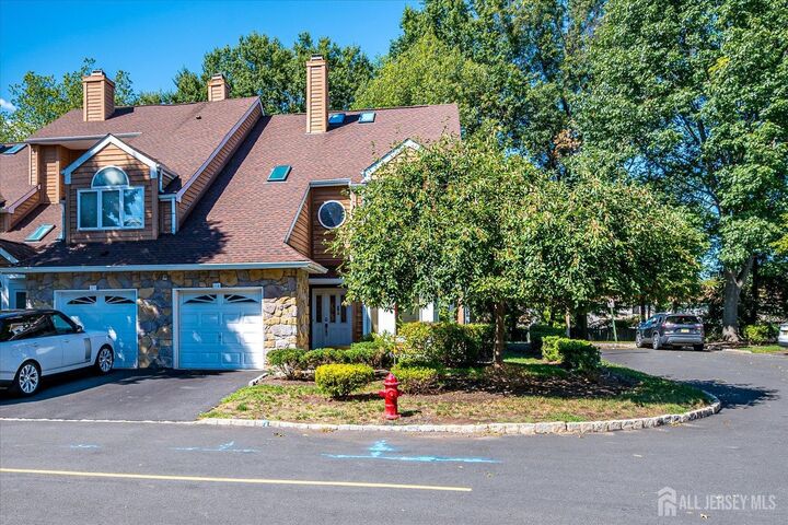 118 Coppertree Court  Edison NJ 08820 photo