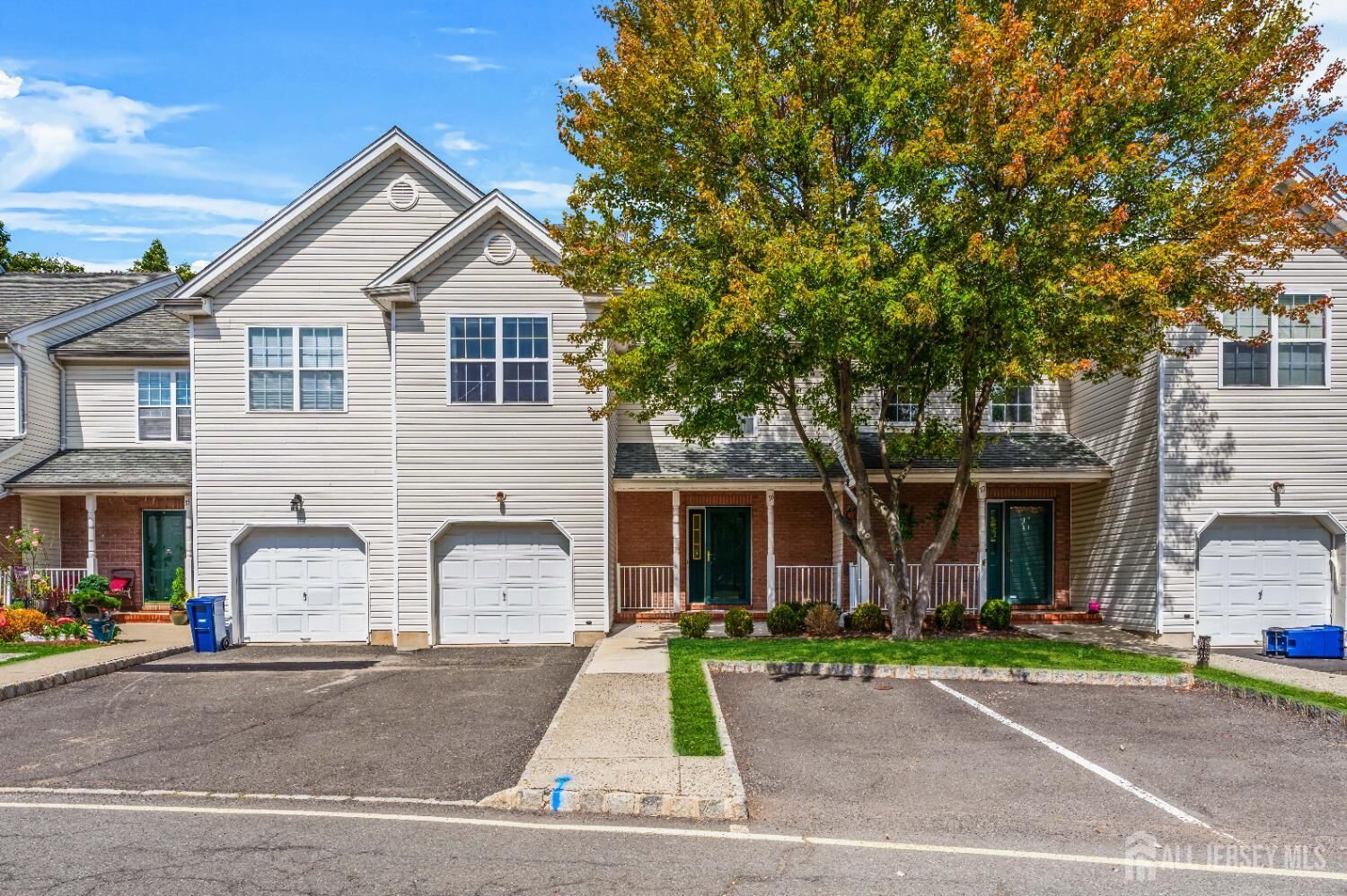 Property Photo:  36 E Burgess Drive  NJ 08854 