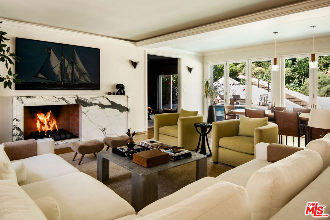 Property Photo: 2003 El Cerrito Pl CA 90068