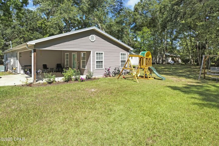 Property Photo:  5324 Forest Drive  FL 32440 