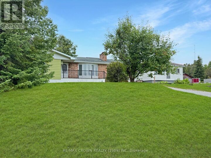 Property Photo:  84 Ecomadina Avenue  ON P0M 1Z0 