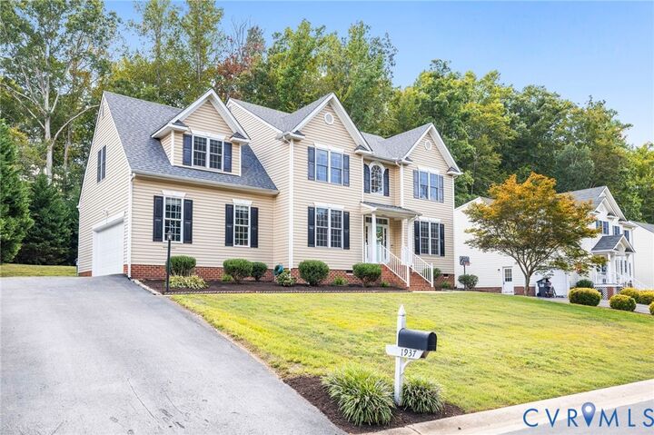 Property Photo: 1937 Bantry Drive VA 23114