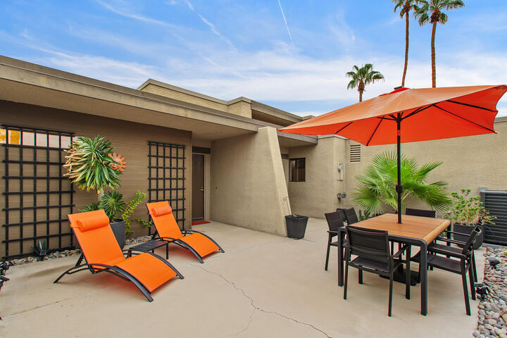 Property Photo:  1334 Tiffany Circle S  CA 92262 