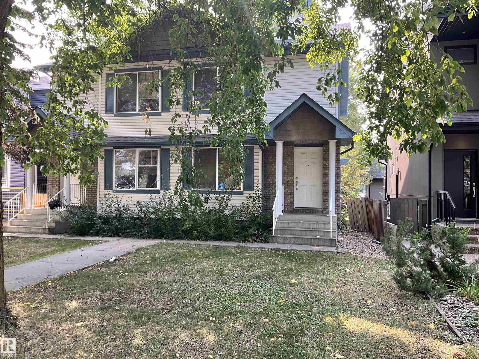 Property Photo: 11329 76 Avenue NW AB T6G 0K3