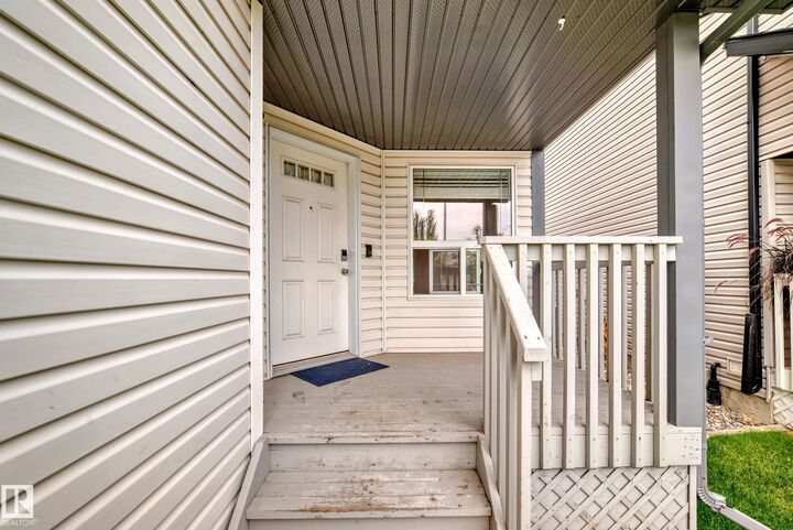 Property Photo:  600 Foxboro Loop  AB T8A 0P6 