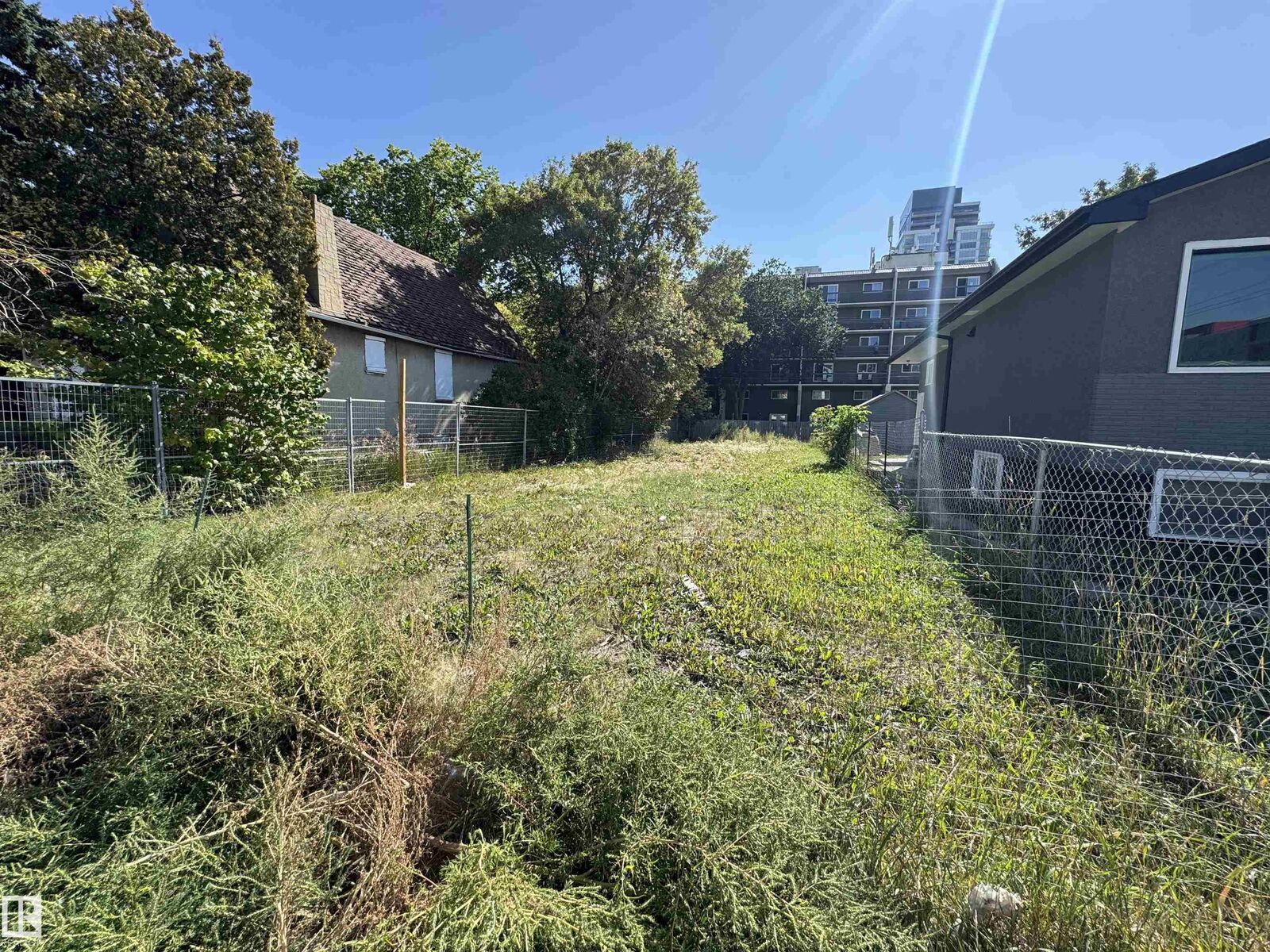 Property Photo:  9345 103A Avenue NW  AB T5H 0H3 