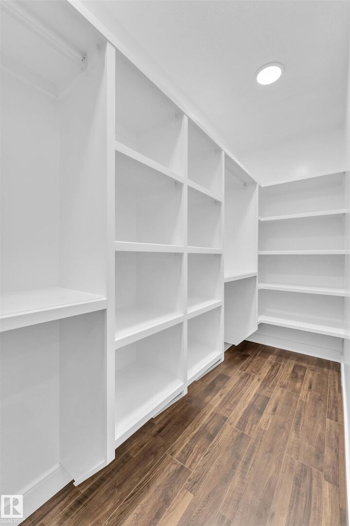 Property Photo:  4408 39 Street  AB T4X 2B7 