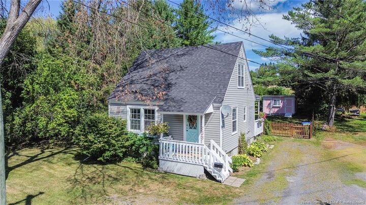735 Maclaren Avenue  Fredericton NB E3A 3L4 photo