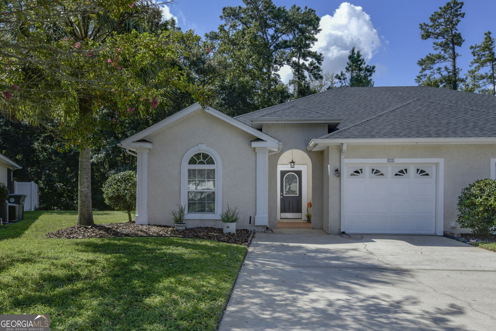 Property Photo:  121 Kathryne Bailey Drive  GA 31548 