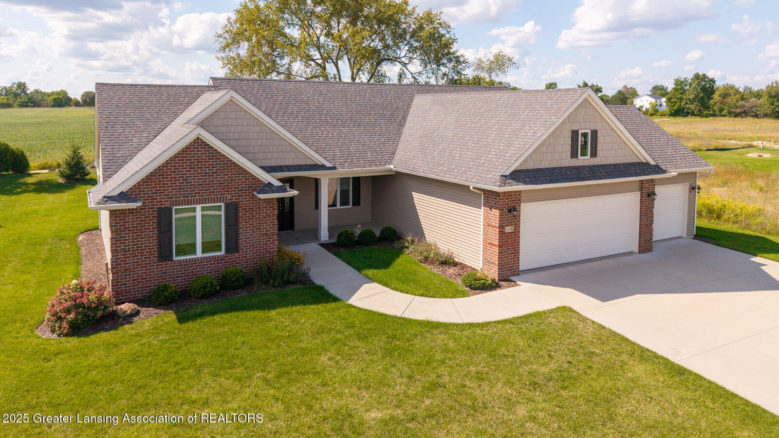 Property Photo:  11740 Kalamata Drive  MI 48820 