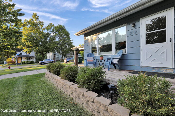 Property Photo: 322 W Front Street MI 48837