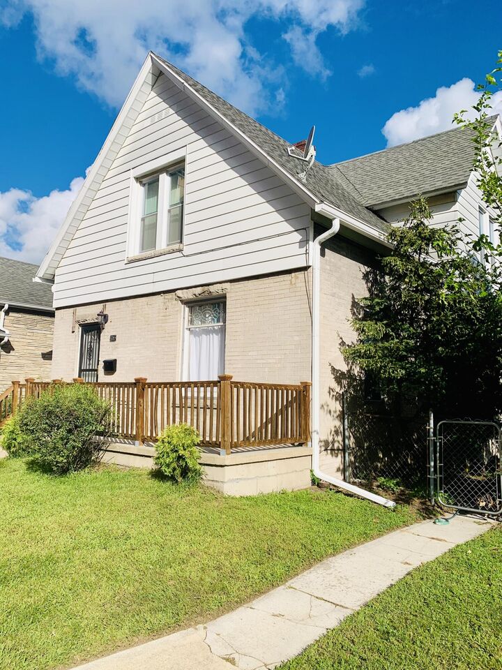 Property Photo: 124 E 10th Street IN 46360