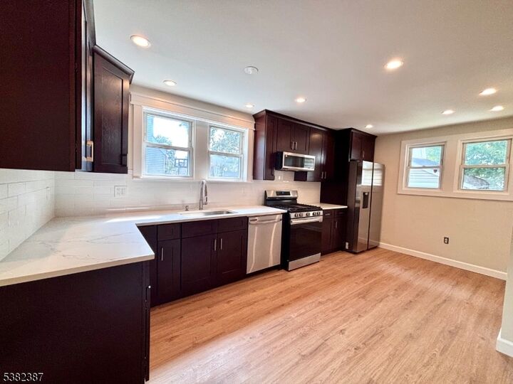 Property Photo: 264 Walters St NJ 07065