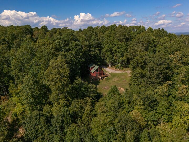 Property Photo: 984 Mountain View Pkwy WV 24910