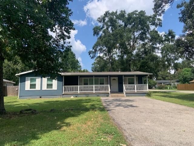 Property Photo:  1000 Thomas Avenue  TX 77301 