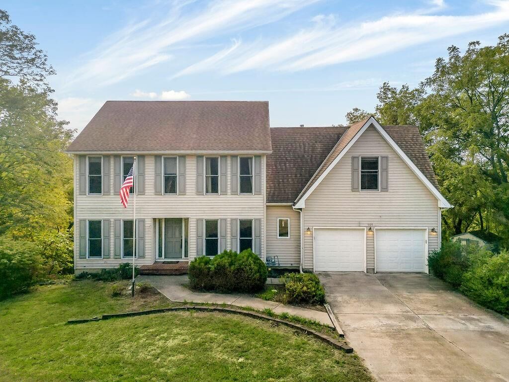 Property Photo:  9125 Hillview Drive  KS 66018 