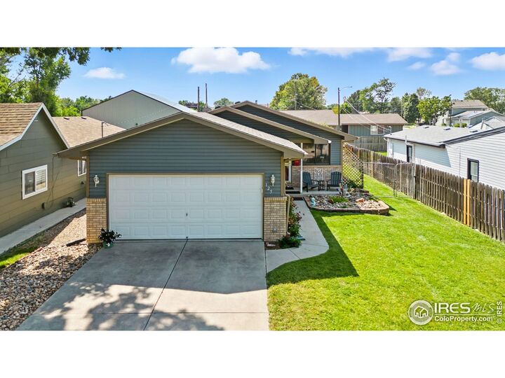 Property Photo:  125 Oak St  CO 80550 