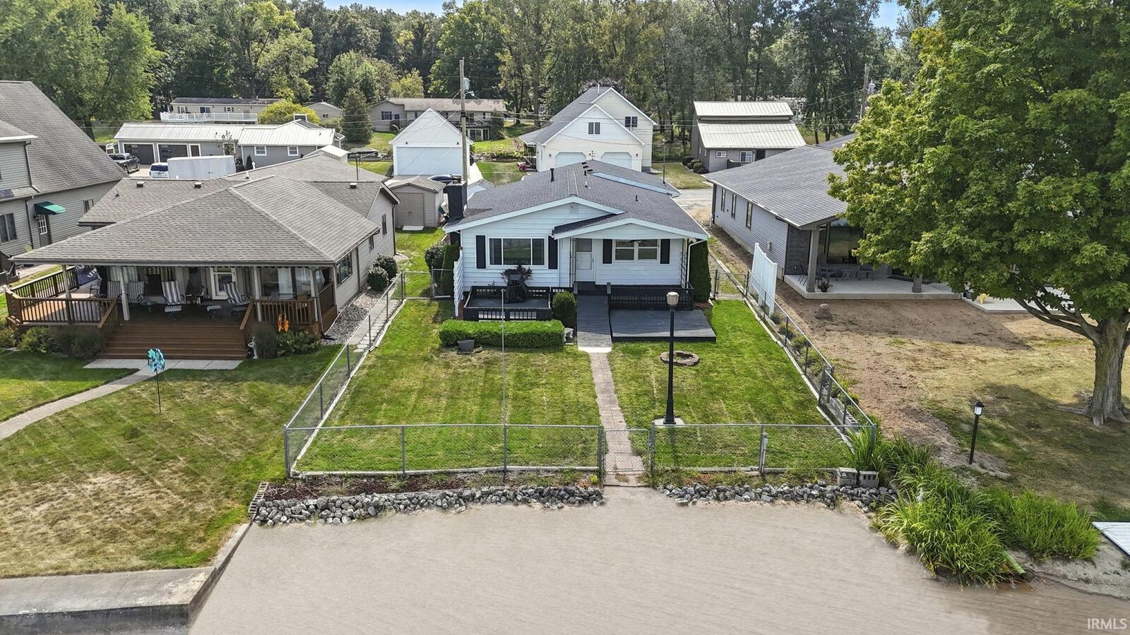 Property Photo: 7805 S 140 E IN 46795-9296
