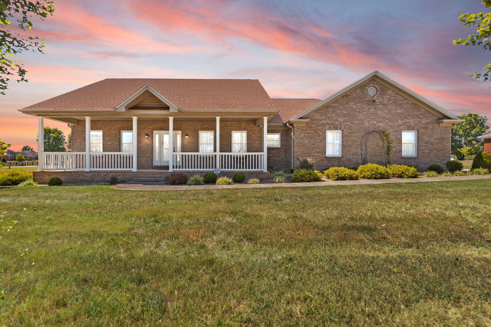 Property Photo:  43 Clear Lake Drive  KY 42503