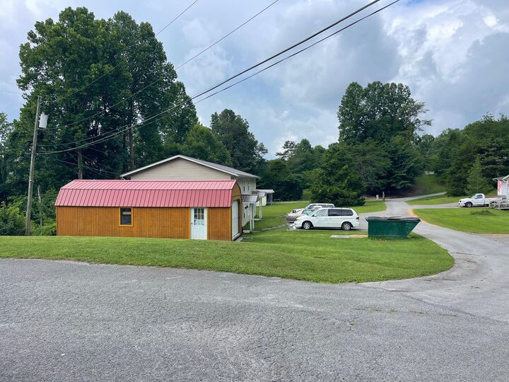 Property Photo:  90 Emily Drive  KY 40977 