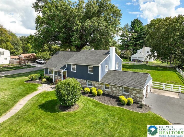 Property Photo: 1621 Jarrettown Road PA 19025