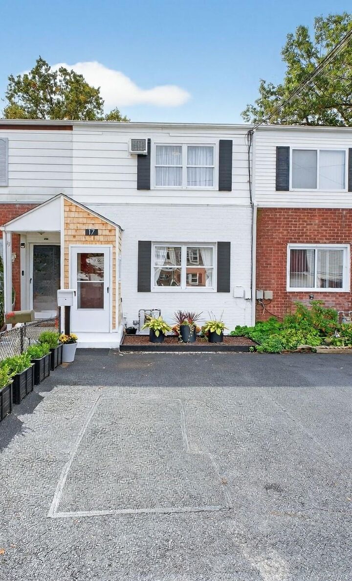 17 S Gilmore Boulevard  Wappingers Falls NY 12590 photo