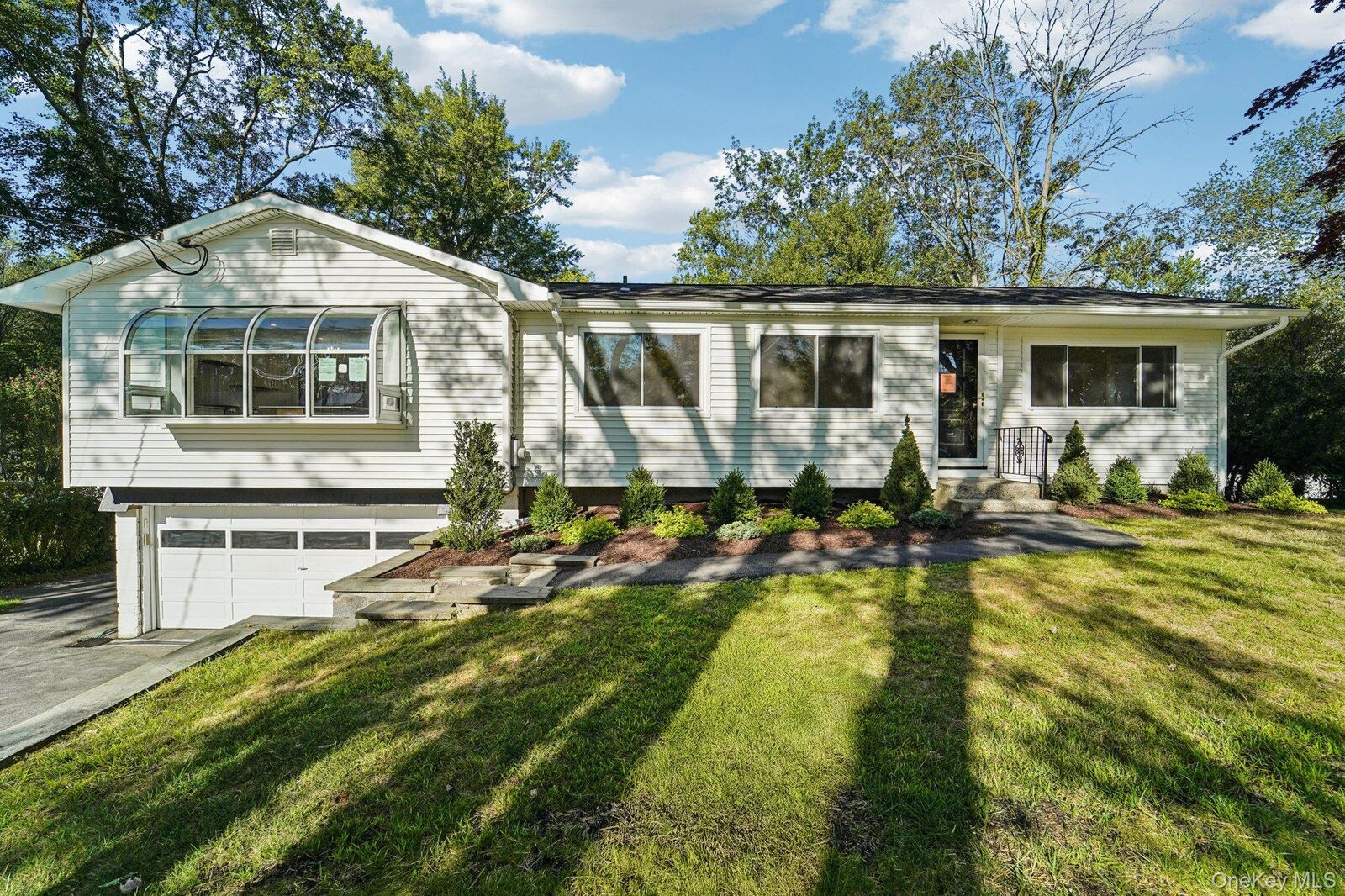 Property Photo:  3465 Curry Street  NY 10598 