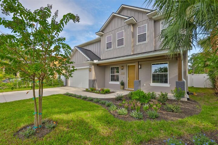 Property Photo: 3311 W Paxton Avenue FL 33611