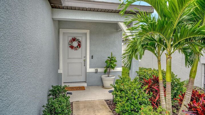 Property Photo: 8221 Reefbay Cove FL 34219