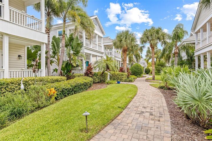 Property Photo: 474 Glencairn Circle FL 34698