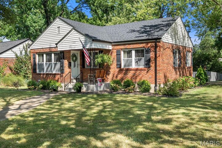 Property Photo: 1226 Pinetree Lane MO 63119