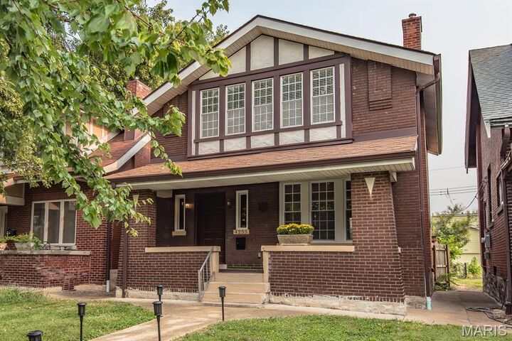 4255 Lafayette Avenue  St Louis MO 63110 photo