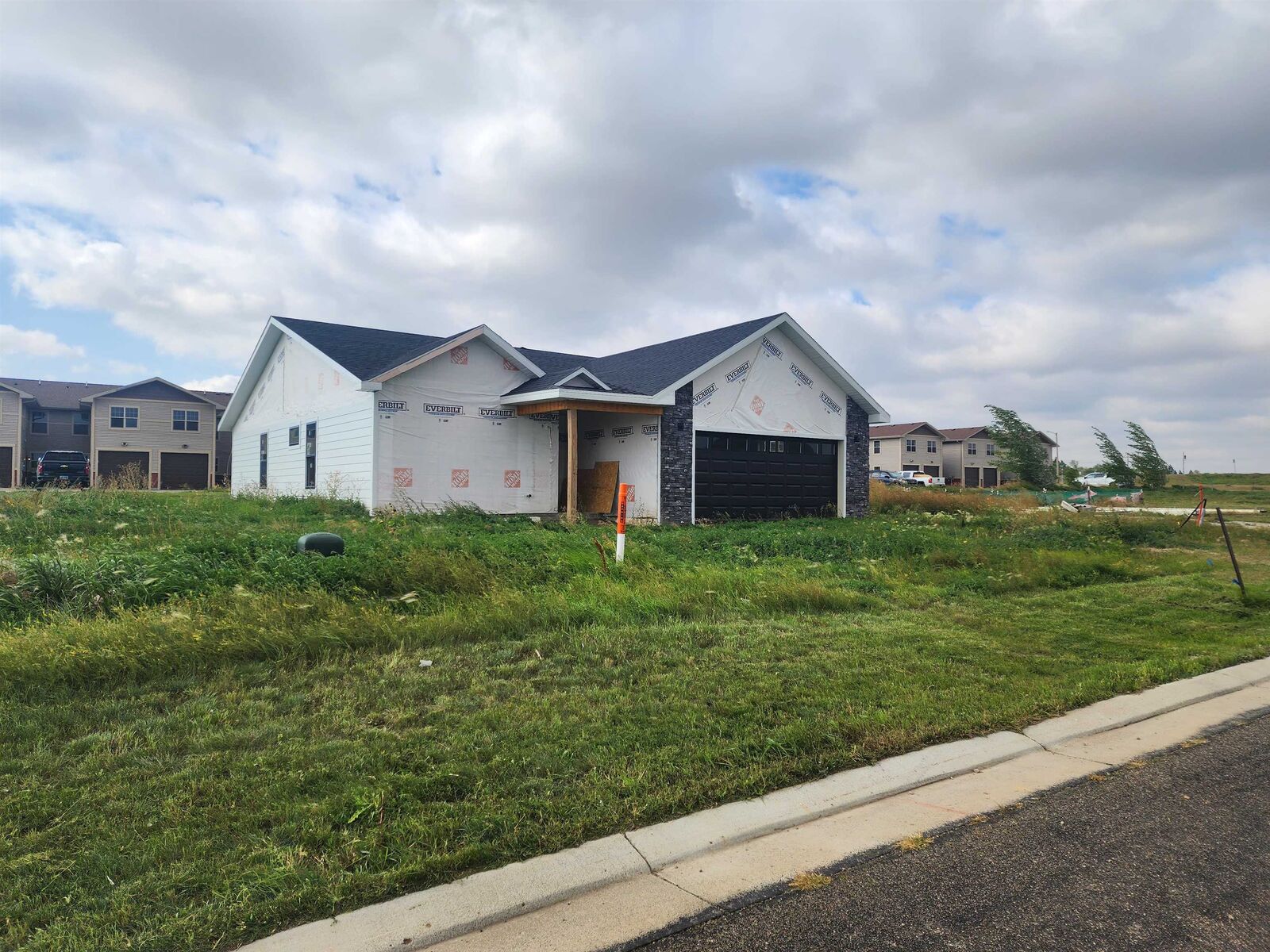 Property Photo:  351 14th St NE  ND 58852 
