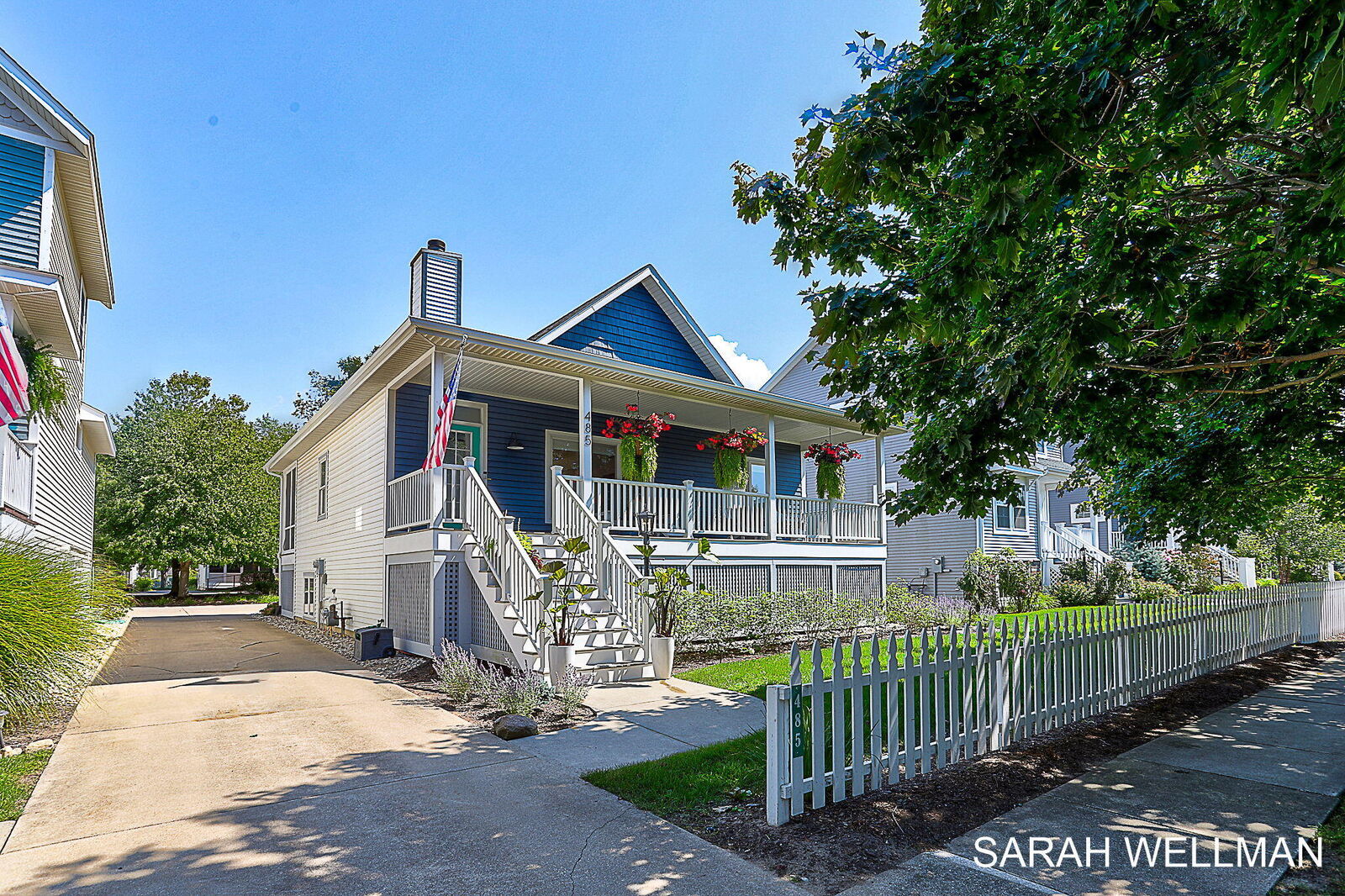 Property Photo:  485 Summer Grove Drive  MI 49406 