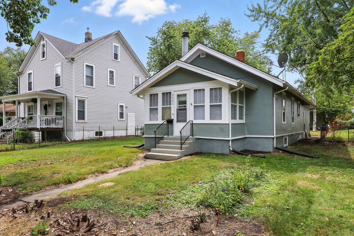 Property Photo:  2804 Elim Avenue  IL 60099 