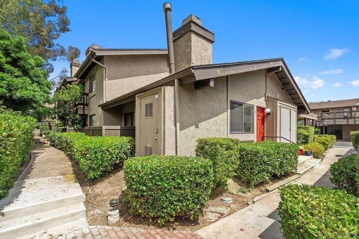 Property Photo: 8370 Via Sonoma F CA 92037