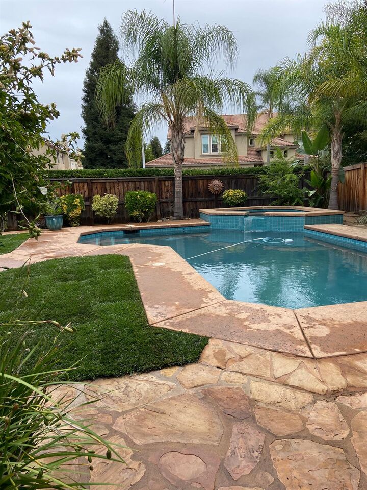 Property Photo:  101 Ambridge Court  CA 95747 