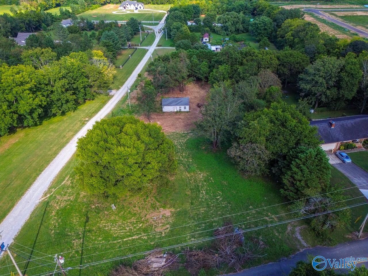 Property Photo: 329 Wall Road NE AL 35811