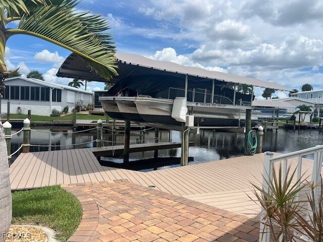 Property Photo: 17581 Peppard Drive FL 33931