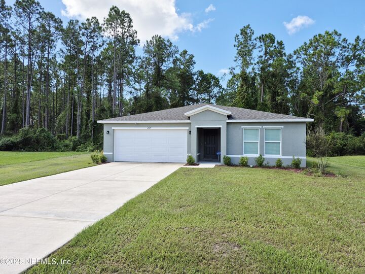 Property Photo: 497 Live Oak Loop FL 32112