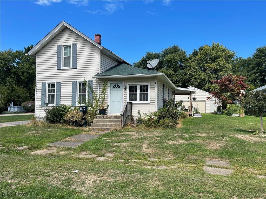 Property Photo:  365 Sanford Street  OH 44077 