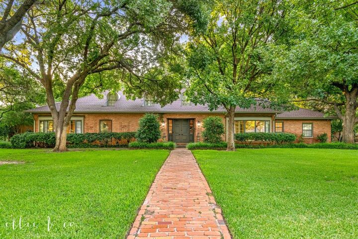 Property Photo:  1133 S Leggett Drive  TX 79605 