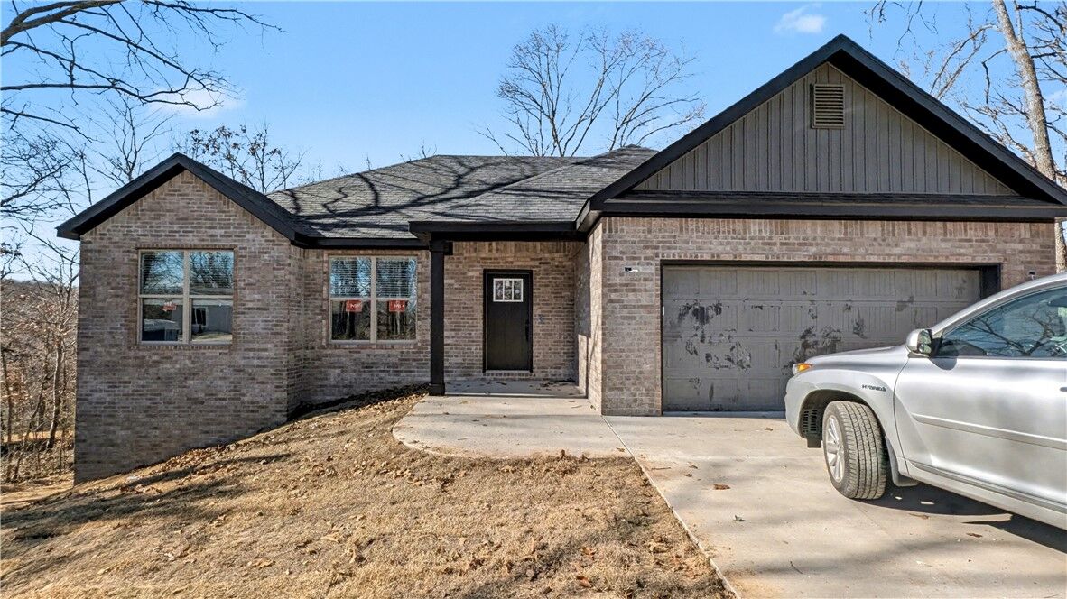 Property Photo:  26 Cromer Drive  AR 72715 