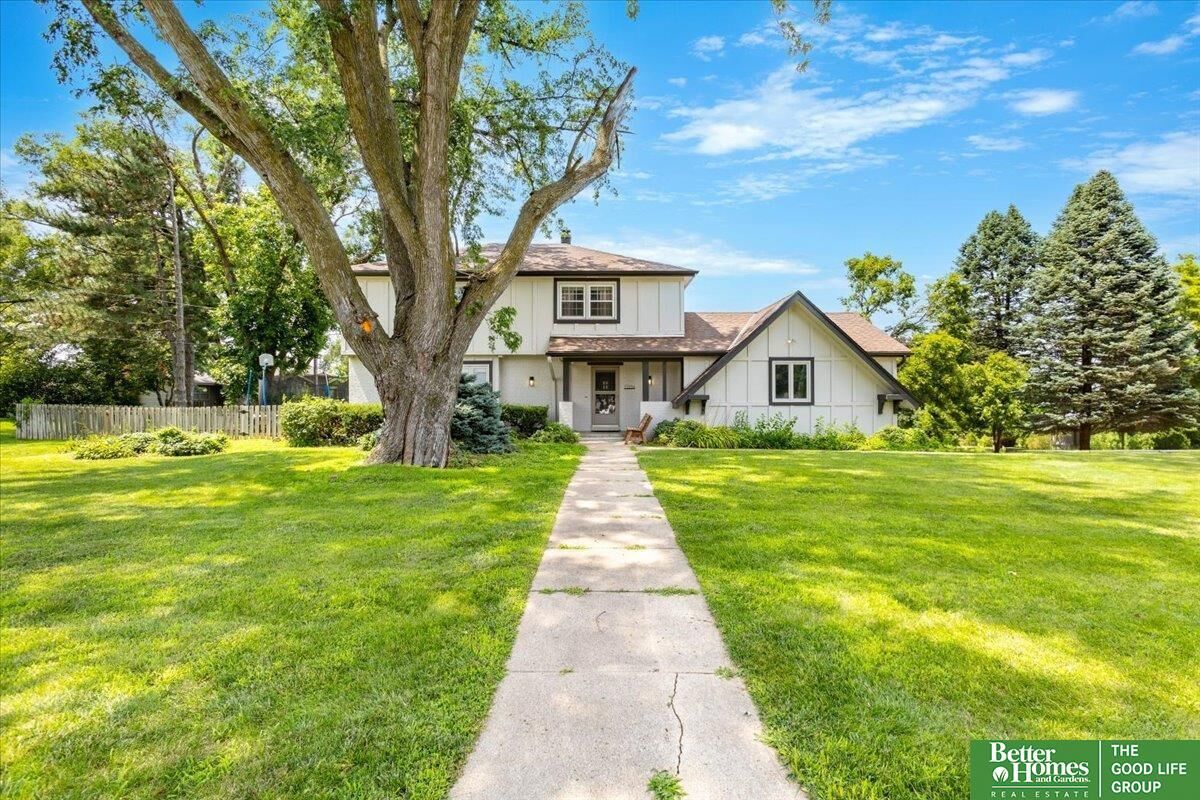 Property Photo:  12206 Leavenworth Road  NE 68154 