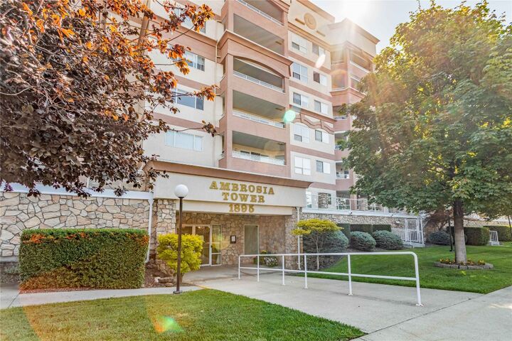 1895 Ambrosi Road 303  Kelowna BC V1Y 4R8 photo