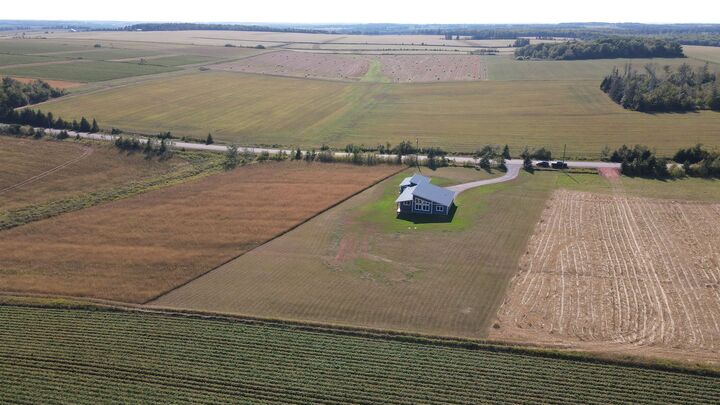 Property Photo: 664 County Line Road PE C0B 1M0